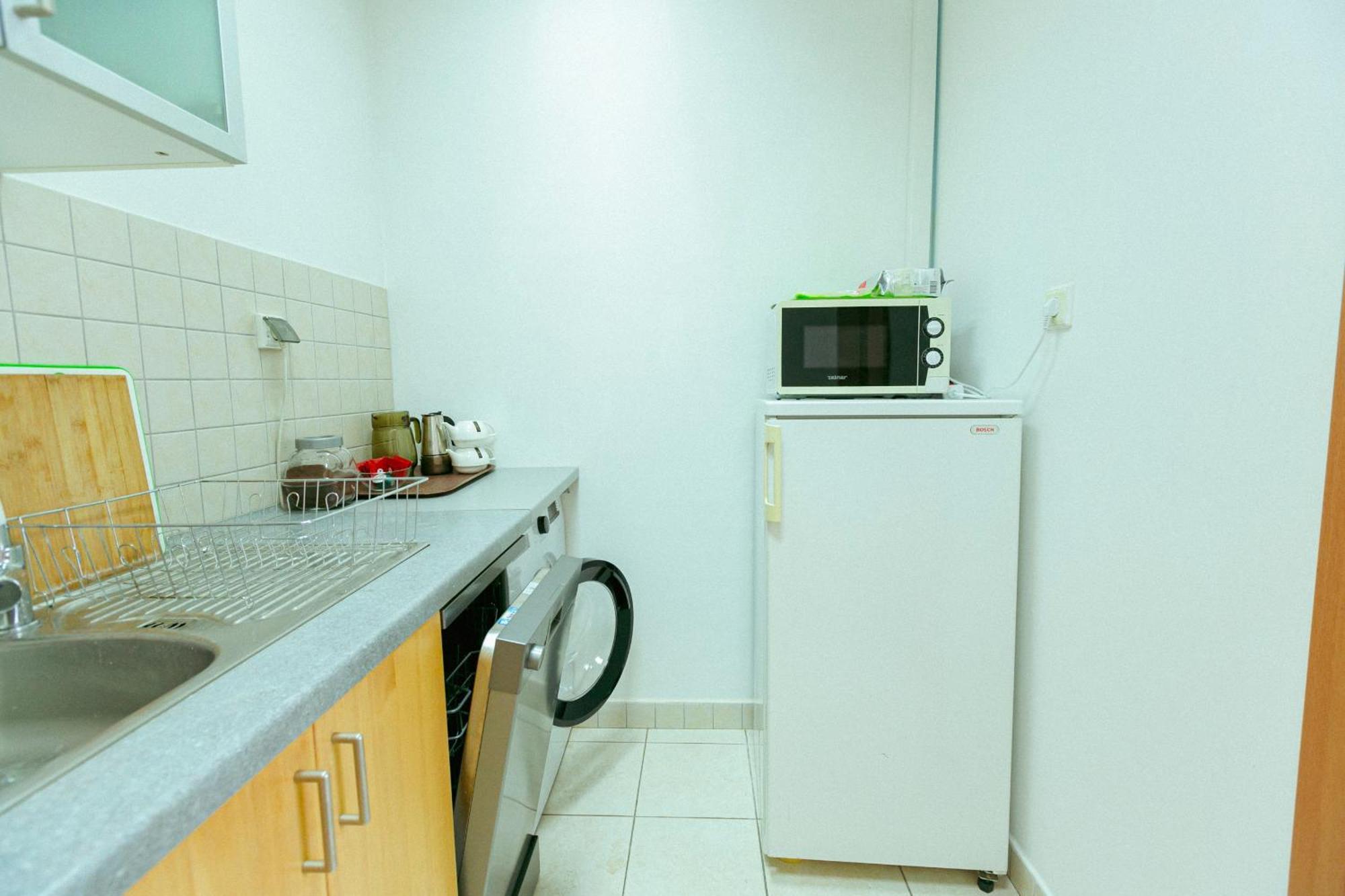 Hostel Metro Kabaty Варшава Екстериор снимка