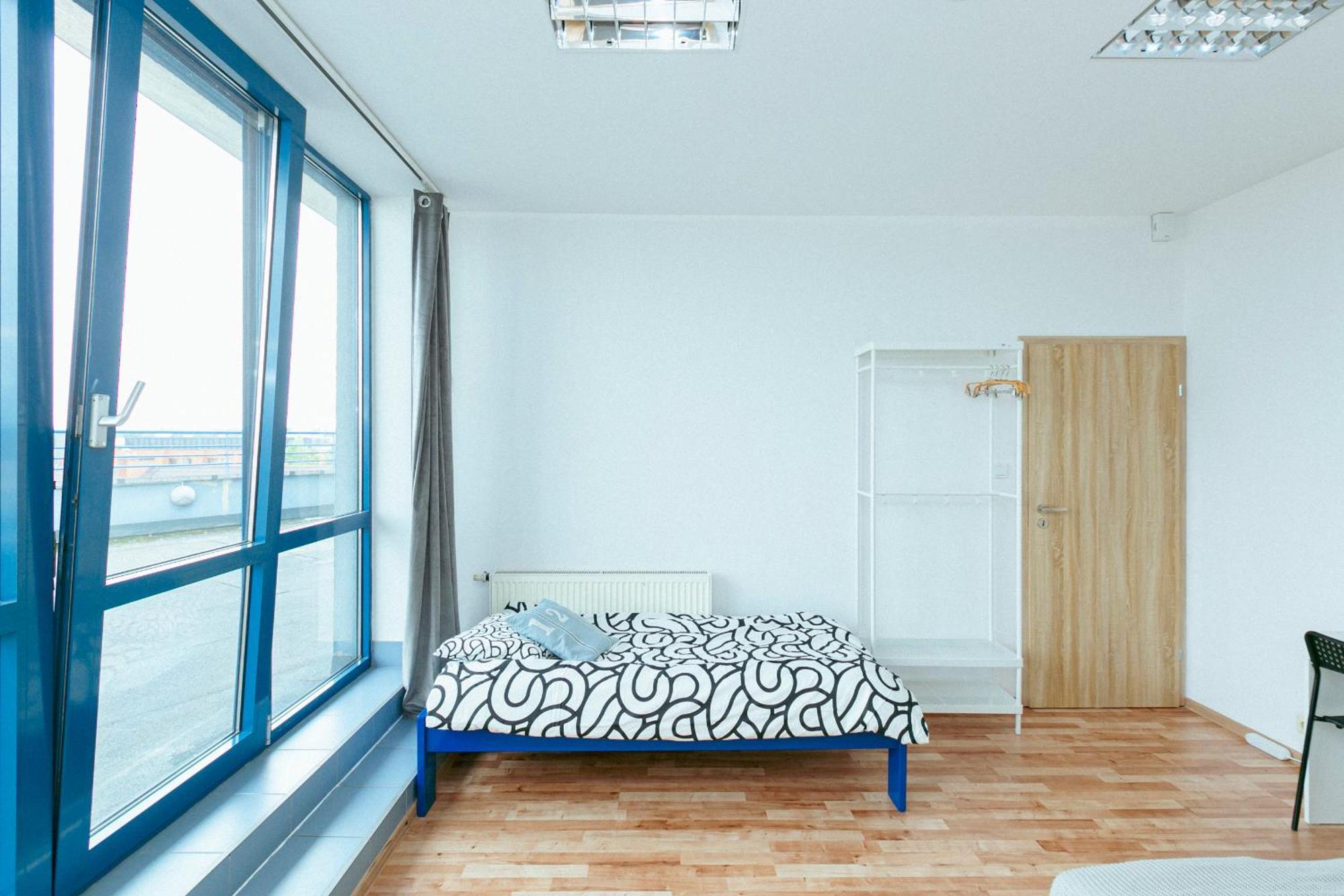 Hostel Metro Kabaty Варшава Екстериор снимка