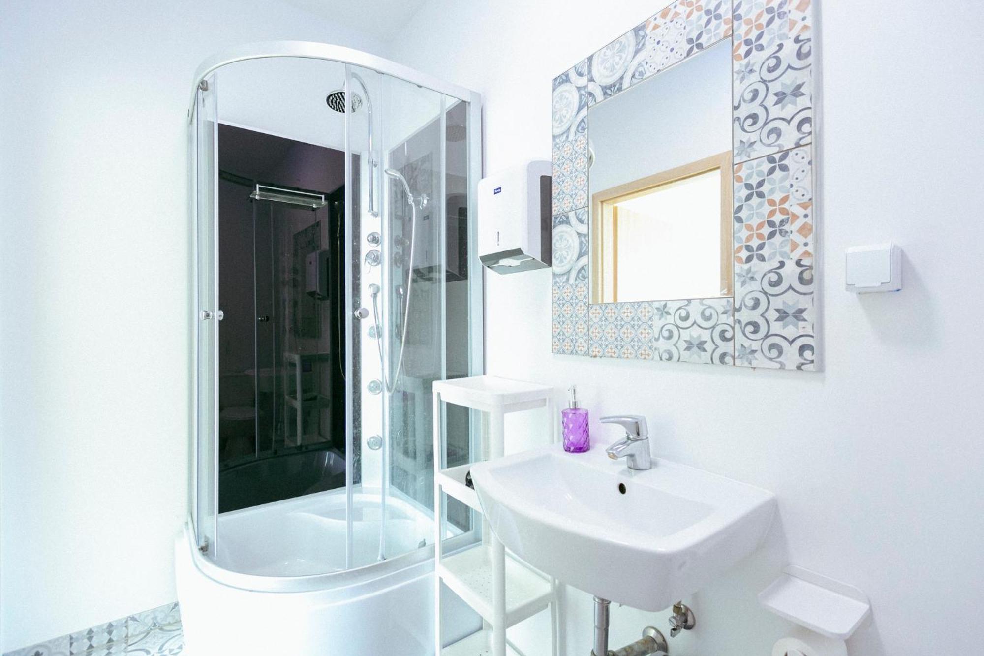 Hostel Metro Kabaty Варшава Екстериор снимка